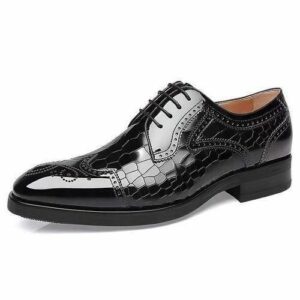 Banagat Lace Up